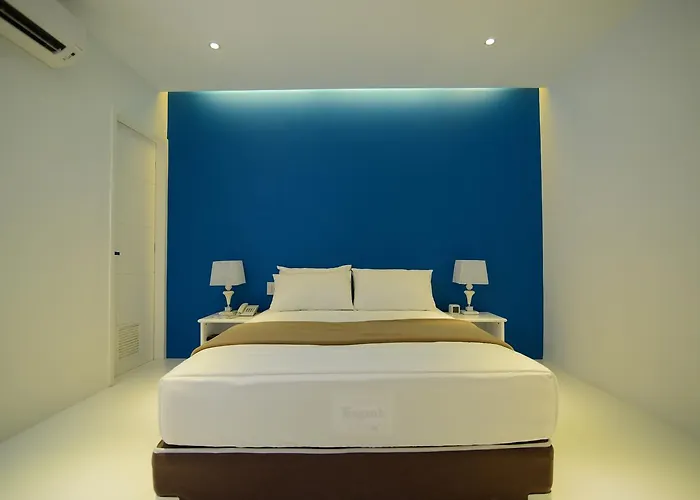 Bleu مانيلا